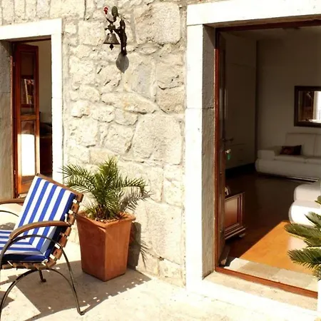 Kapetan In Srida Sela Mit Panoramablick Holiday home Zaostrog